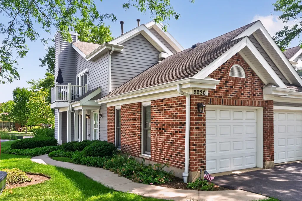 2020 North Stillwater Road Arlington Heights IL 60004
