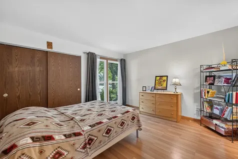 2020 North Stillwater Road Arlington Heights IL 60004