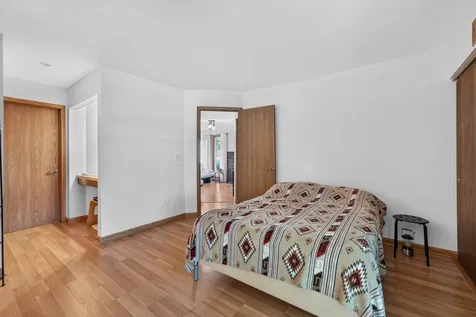 2020 North Stillwater Road Arlington Heights IL 60004