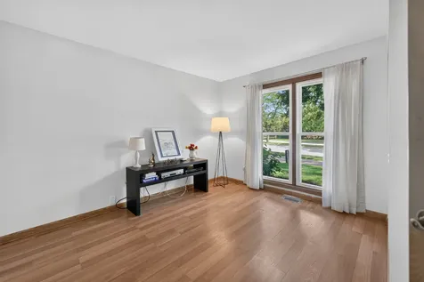 2020 North Stillwater Road Arlington Heights IL 60004
