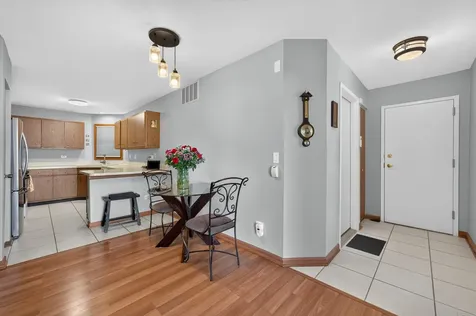 2020 North Stillwater Road Arlington Heights IL 60004