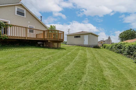 521 Mccarthy Road Lemont IL 60439