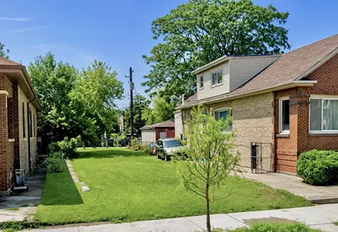 8030 South Ada Street Chicago IL 60620