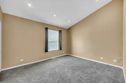 581 Le Parc Circle Buffalo Grove IL 60089