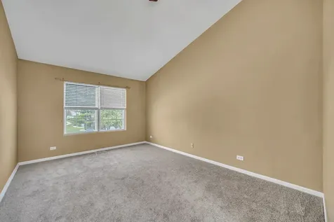 581 Le Parc Circle Buffalo Grove IL 60089