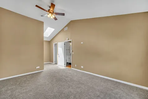 581 Le Parc Circle Buffalo Grove IL 60089