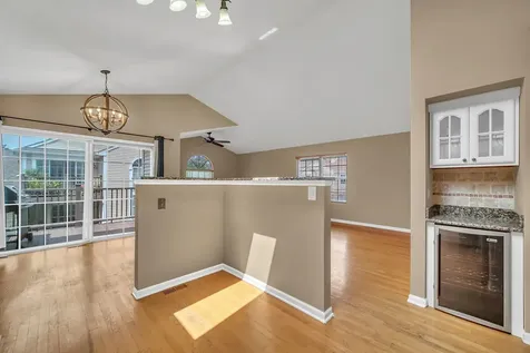 581 Le Parc Circle Buffalo Grove IL 60089