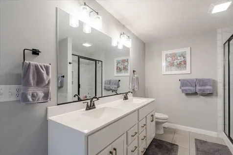 1304 Staghorne Way Bloomington IL 61705