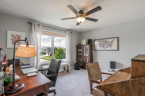 1304 Staghorne Way Bloomington IL 61705