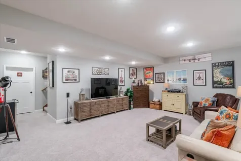 1304 Staghorne Way Bloomington IL 61705