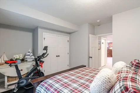 1304 Staghorne Way Bloomington IL 61705