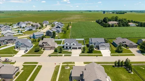 1304 Staghorne Way Bloomington IL 61705