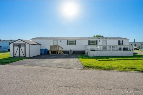 126 7TH Avenue Bartlett IL 60103