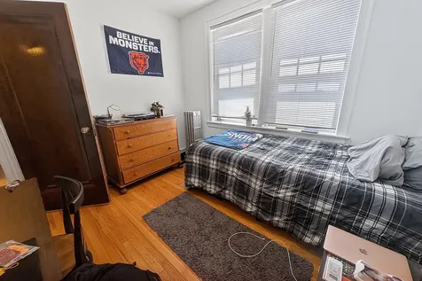 6638 North Glenwood Avenue Chicago IL 60626