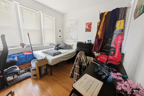 6638 North Glenwood Avenue Chicago IL 60626