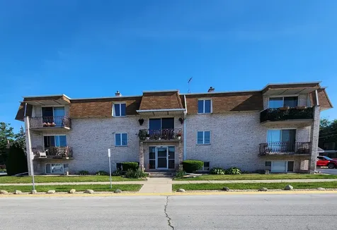 18224 Wentworth Avenue Lansing IL 60438