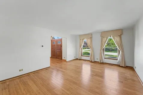 2600 Arlingdale Drive Palatine IL 60067