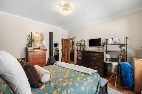 429 West Wellington Avenue Chicago IL 60657