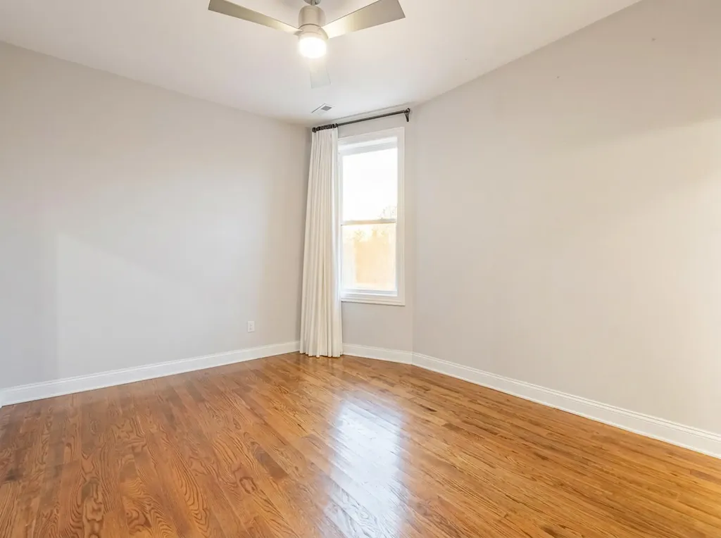 4518 South King Drive Chicago IL 60653