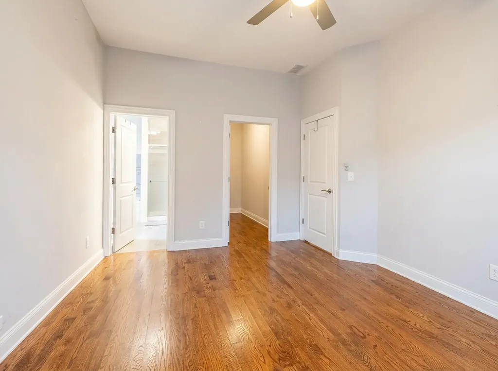 4518 South King Drive Chicago IL 60653