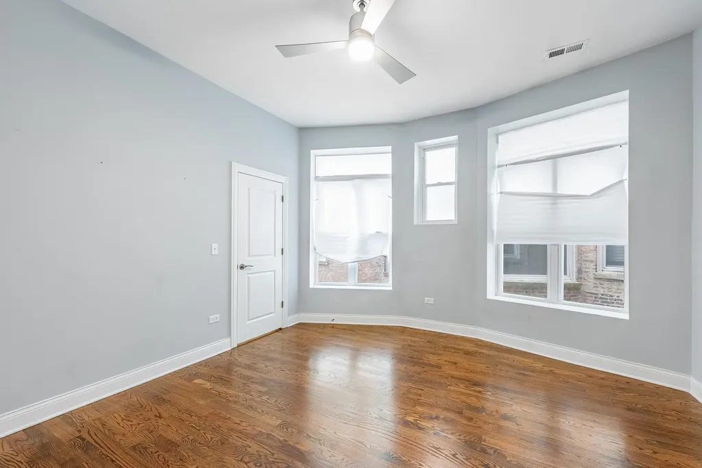 4518 South King Drive Chicago IL 60653