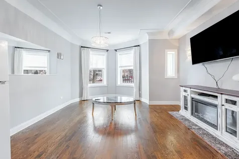 4518 South King Drive Chicago IL 60653