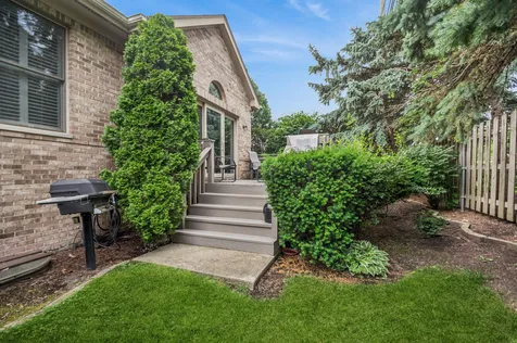 6735 North Cicero Avenue Lincolnwood IL 60712