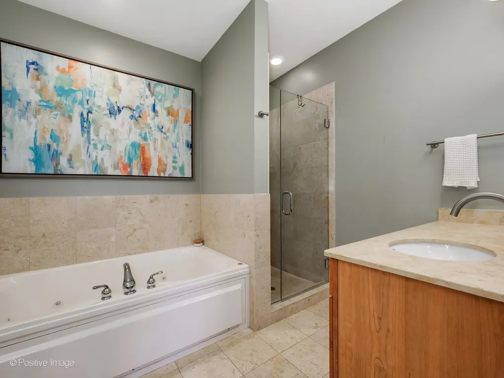2222 West Belmont Avenue Chicago IL 60618