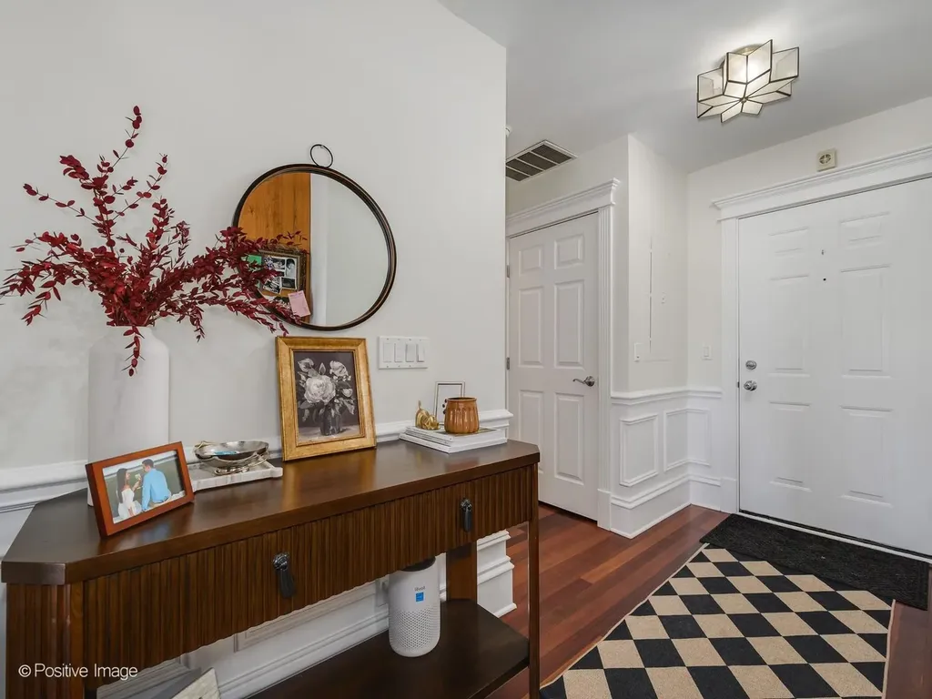 2222 West Belmont Avenue Chicago IL 60618