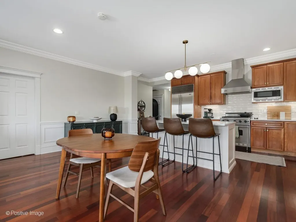2222 West Belmont Avenue Chicago IL 60618