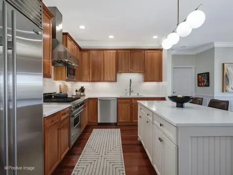 2222 West Belmont Avenue Chicago IL 60618