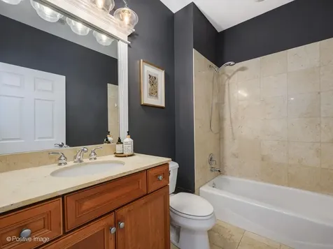 2222 West Belmont Avenue Chicago IL 60618