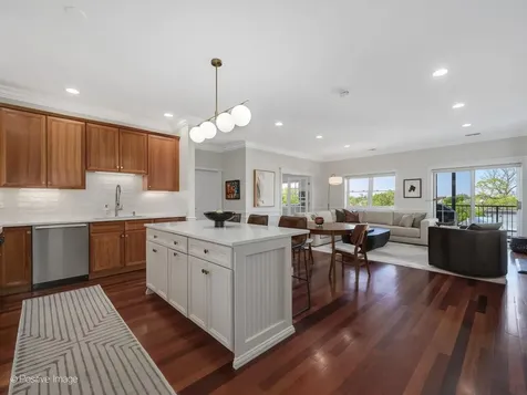 2222 West Belmont Avenue Chicago IL 60618