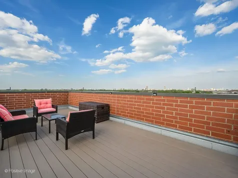 2222 West Belmont Avenue Chicago IL 60618
