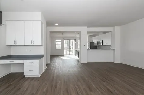 21599 West Field Court Deer Park IL 60010