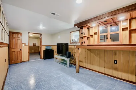 14322 South Blaine Avenue Posen IL 60469