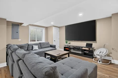 1004 Hudson Drive Joliet IL 60431
