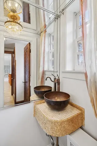 5873 North Forest Glen Avenue Chicago IL 60646