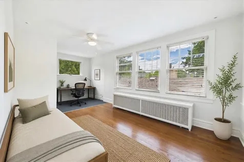 5873 North Forest Glen Avenue Chicago IL 60646