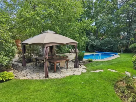 5873 North Forest Glen Avenue Chicago IL 60646
