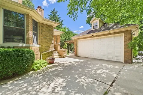 5873 North Forest Glen Avenue Chicago IL 60646