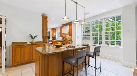5873 North Forest Glen Avenue Chicago IL 60646