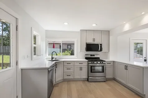 105 Morningside Drive Lakemoor IL 60051
