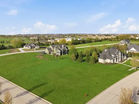 247 Merry Oaks Drive Sycamore IL 60178