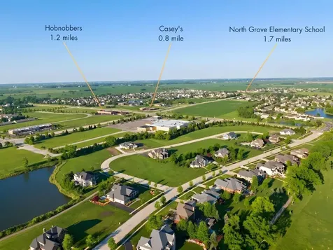 247 Merry Oaks Drive Sycamore IL 60178