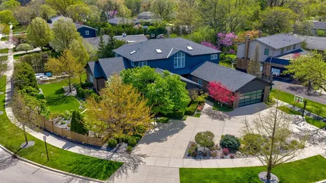 1755 Overland Trail Deerfield IL 60015