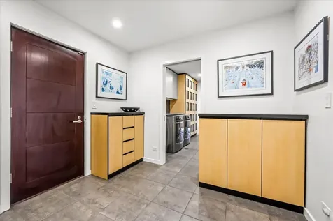 1755 Overland Trail Deerfield IL 60015