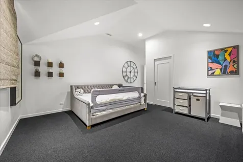 1755 Overland Trail Deerfield IL 60015