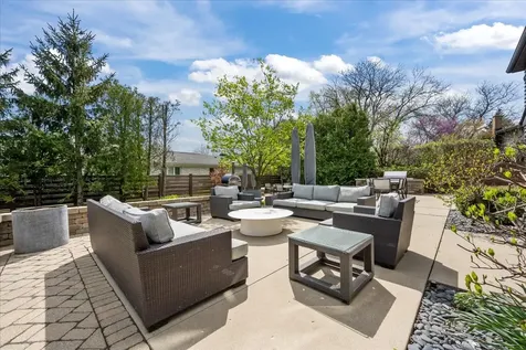 1755 Overland Trail Deerfield IL 60015