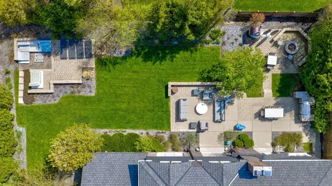 1755 Overland Trail Deerfield IL 60015